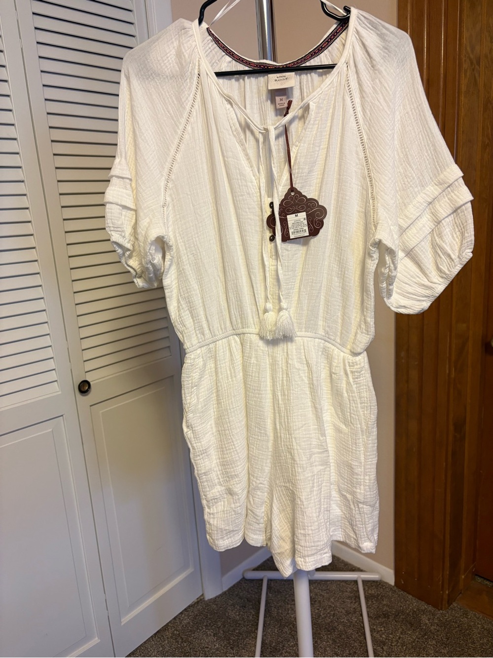Cute White Gauze Peasant Romper with Tassel Tie - women’s Medium